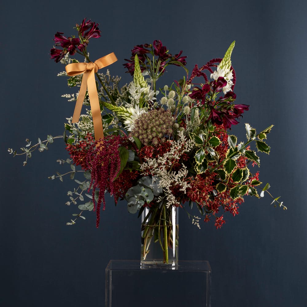 FESTIVE Flower Arrangement 